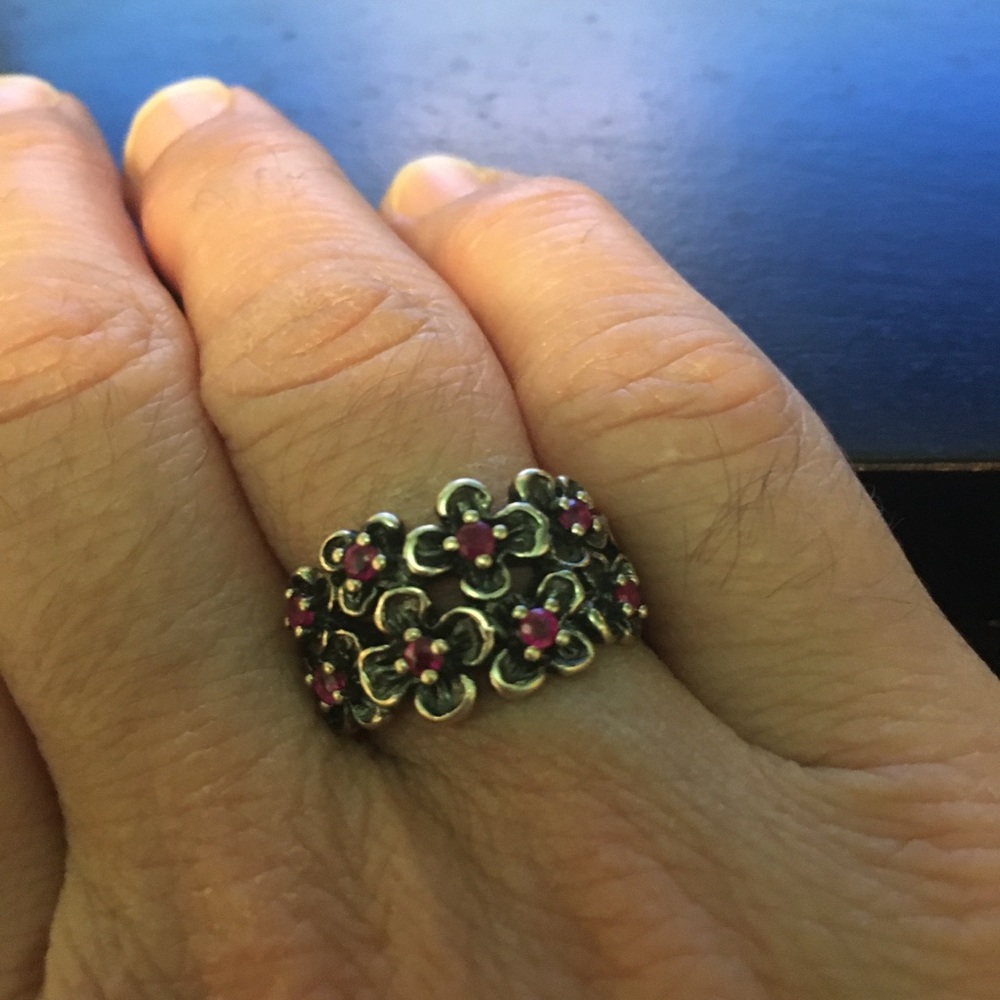 Women’s ring